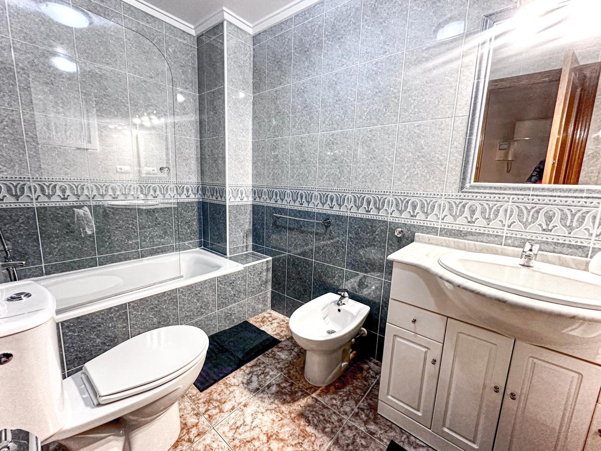 Zadorhomes - Caballero De Rodas Residence Torrevieja Ngoại thất bức ảnh